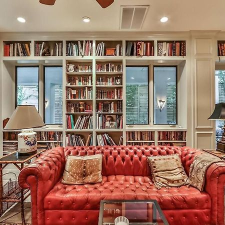 Artist'S Library With A Private Swimming Pool Apartamento Houston Exterior foto